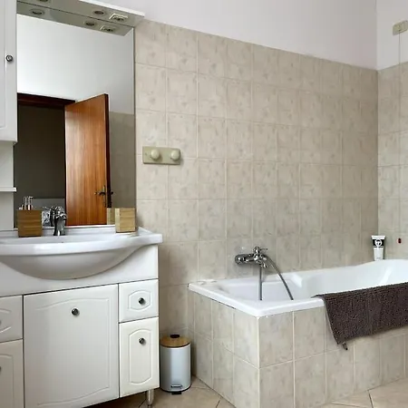 Casa Isore Con 3 Da Letto * Pesaro