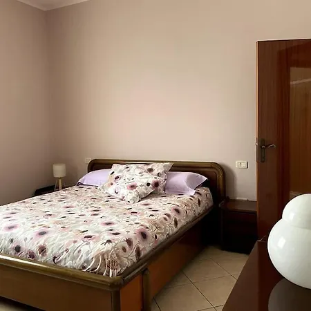 Casa Isore Con 3 Da Letto Διαμέρισμα *