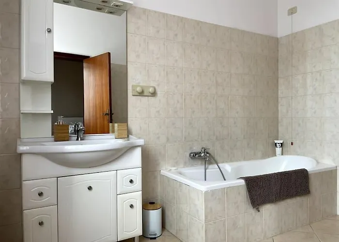 Casa Isore Con 3 Da Letto * Pesaro